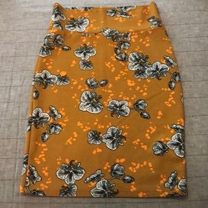 Lularoe Cassie skirt